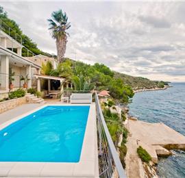 Luxury 5 Bedroom Seafront Villa with pool and Separate Apartment along Secluded Beach near Hvar Town, Sleeps 10-12